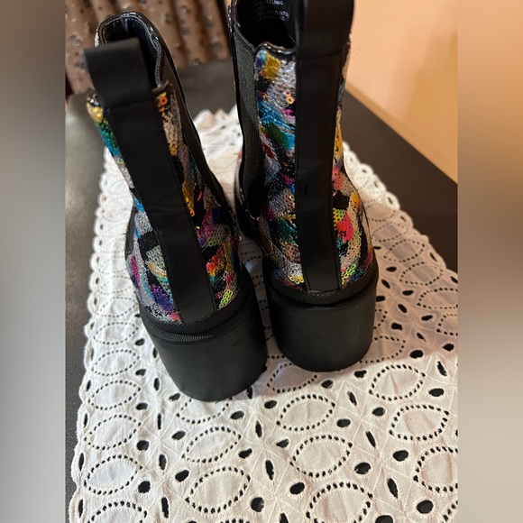 Betsey Johnson Multicolor Ankle Boots - Picture 3 of 4